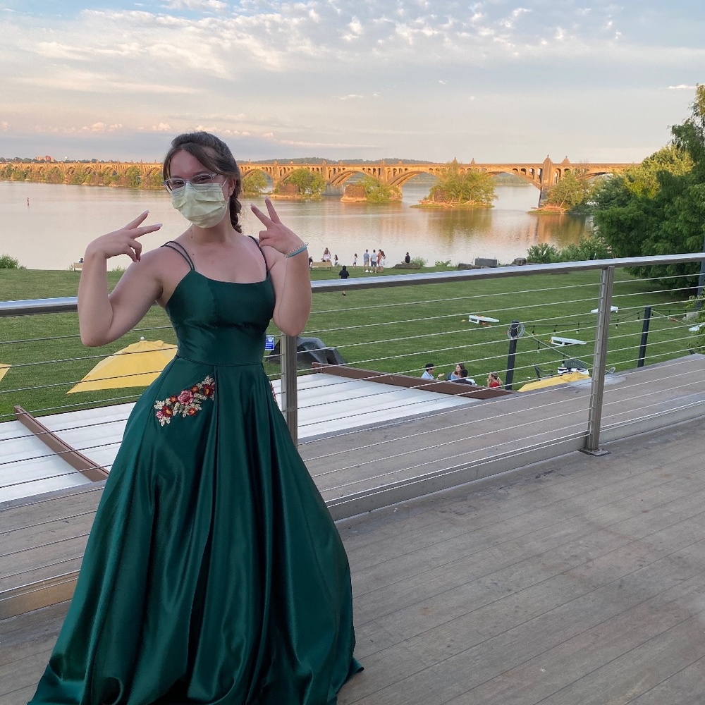 Prom Dress - Picture 2 of 3